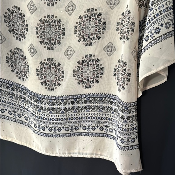 Hug Women's Cream and Black Patterned Top - Picture 5 of 7